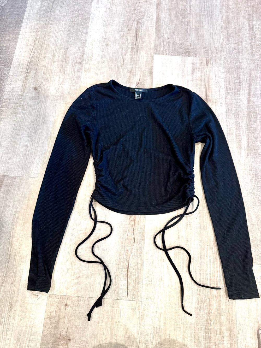 Forever 21 Black Ribbed Long-Sleeve Ruched Drawstring Tie-Side Crop Top M Y2K 90